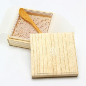 Hacci Honey Comb 340g 花绮蜂巢蜜 蜂蜜 340g 纯天然木盒装 送木勺